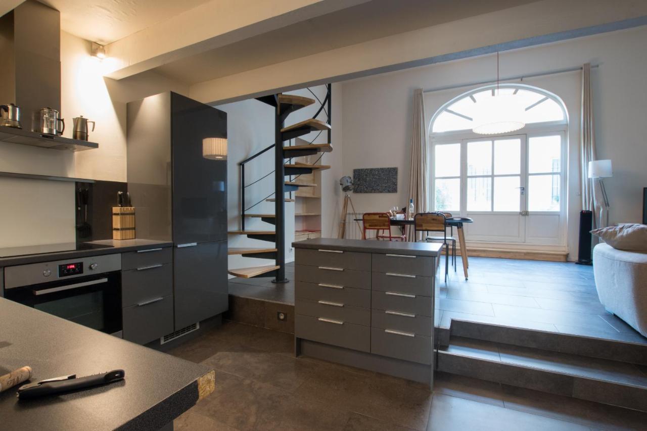 Divonne - Loft Cosy Avec Jardin Partage Arles Exterior foto