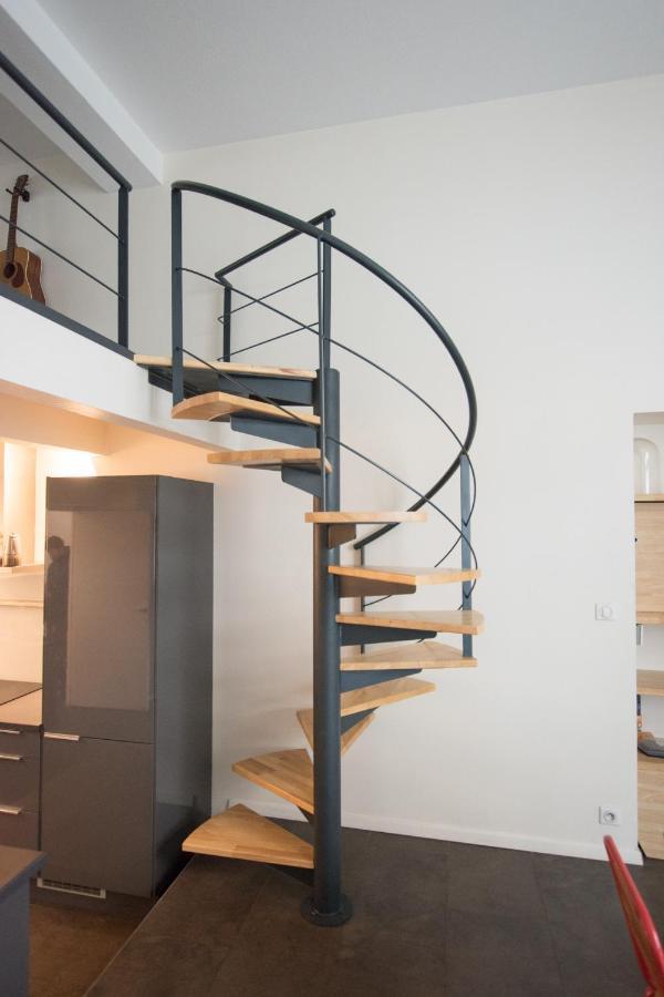 Divonne - Loft Cosy Avec Jardin Partage Arles Exterior foto